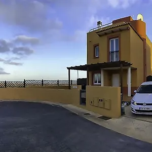 https://villadunas.in-canary-islands.com